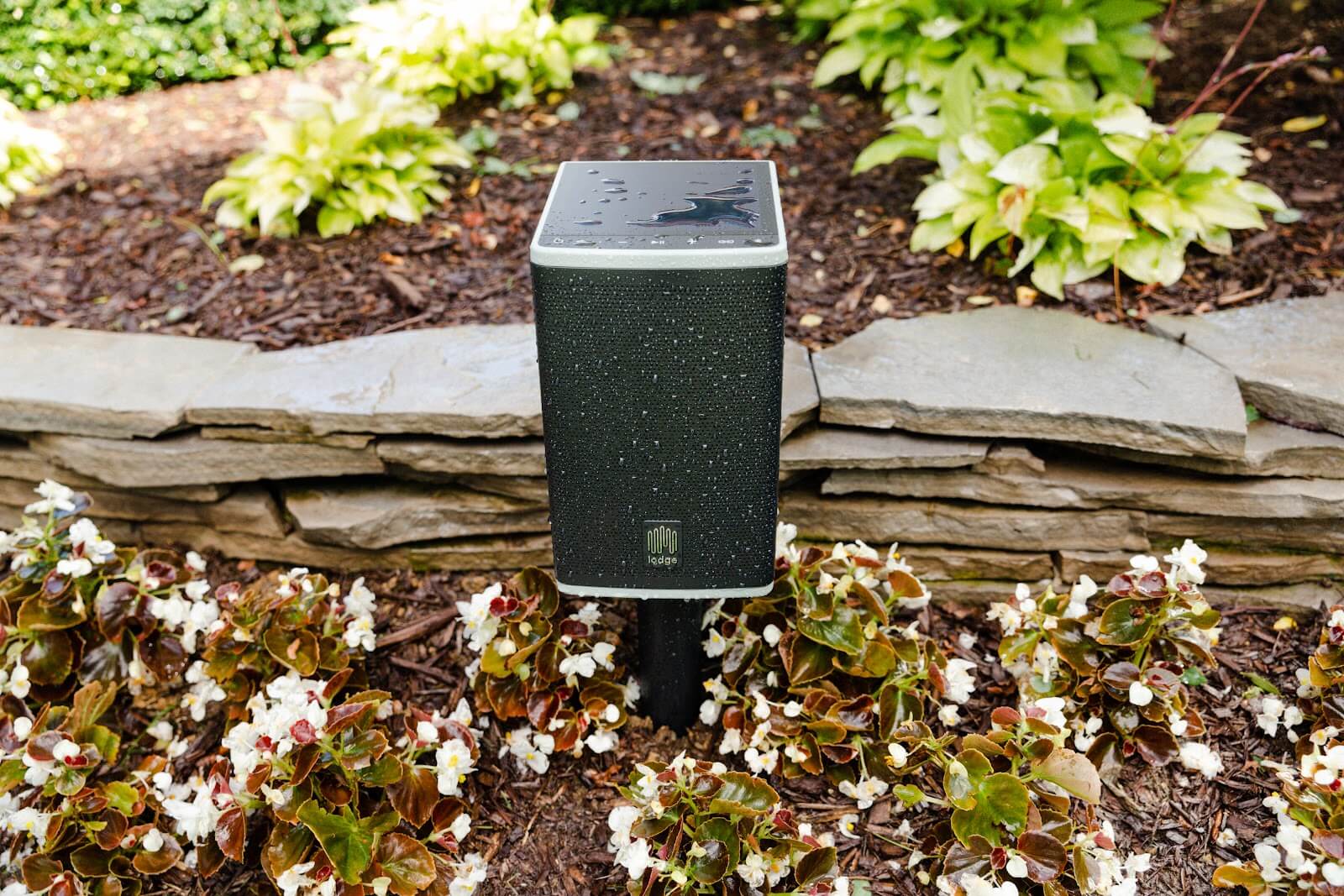 Lodge Solar Speaker